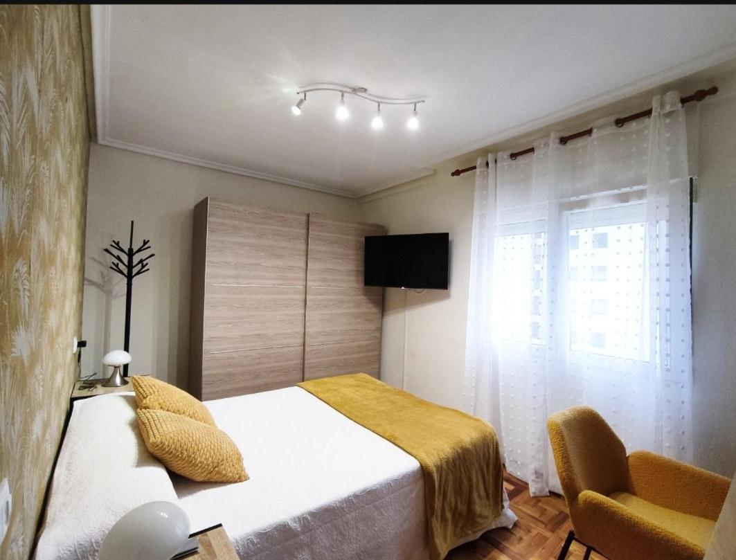 Apartamento Centrico Con Wifi Avilés Dış mekan fotoğraf